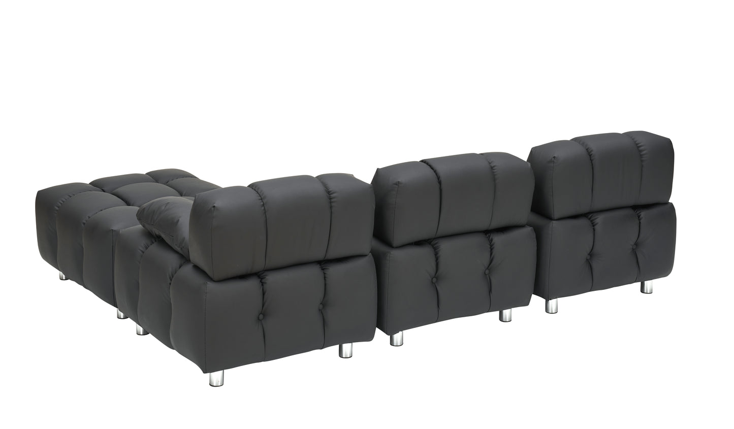 A 90.60-inch technology cloth black sofa, waterproof, stain and cat scratch resistant, can comfortably sit in the apartment bedroom without taking up space.