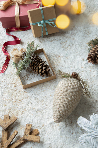 5x4.5x7" Pinecone With Burlap Hanger, Christmas Tree Ornaments for Holiday Party Decorations, Set of 6