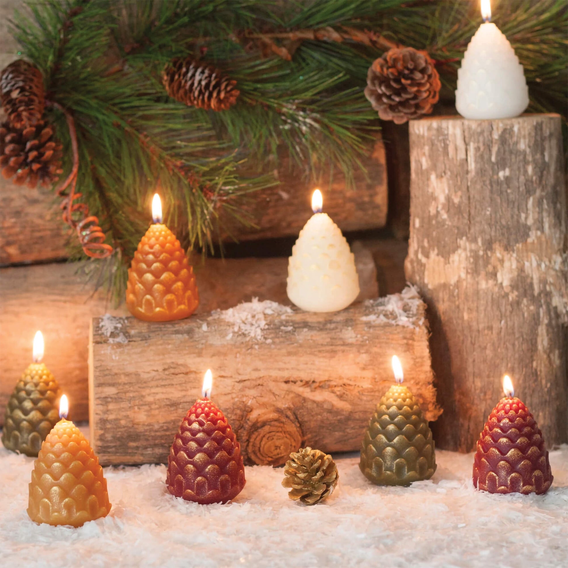 Petite Scented Pinecone Candle