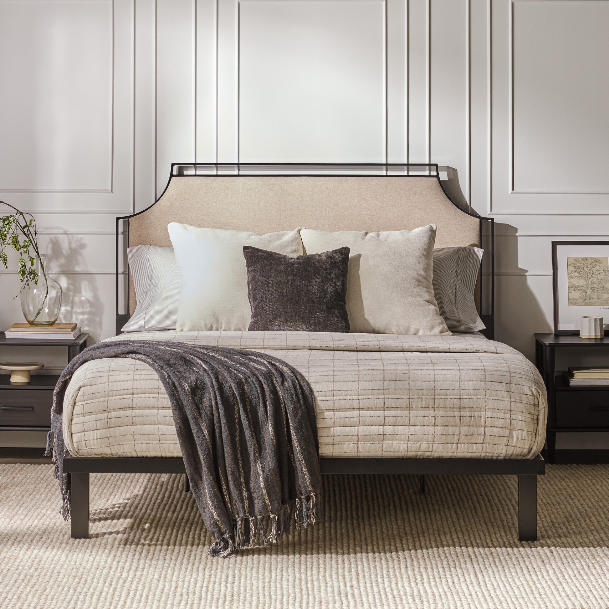 Traditional Upholstered Metal Queen Bedframe – Tan