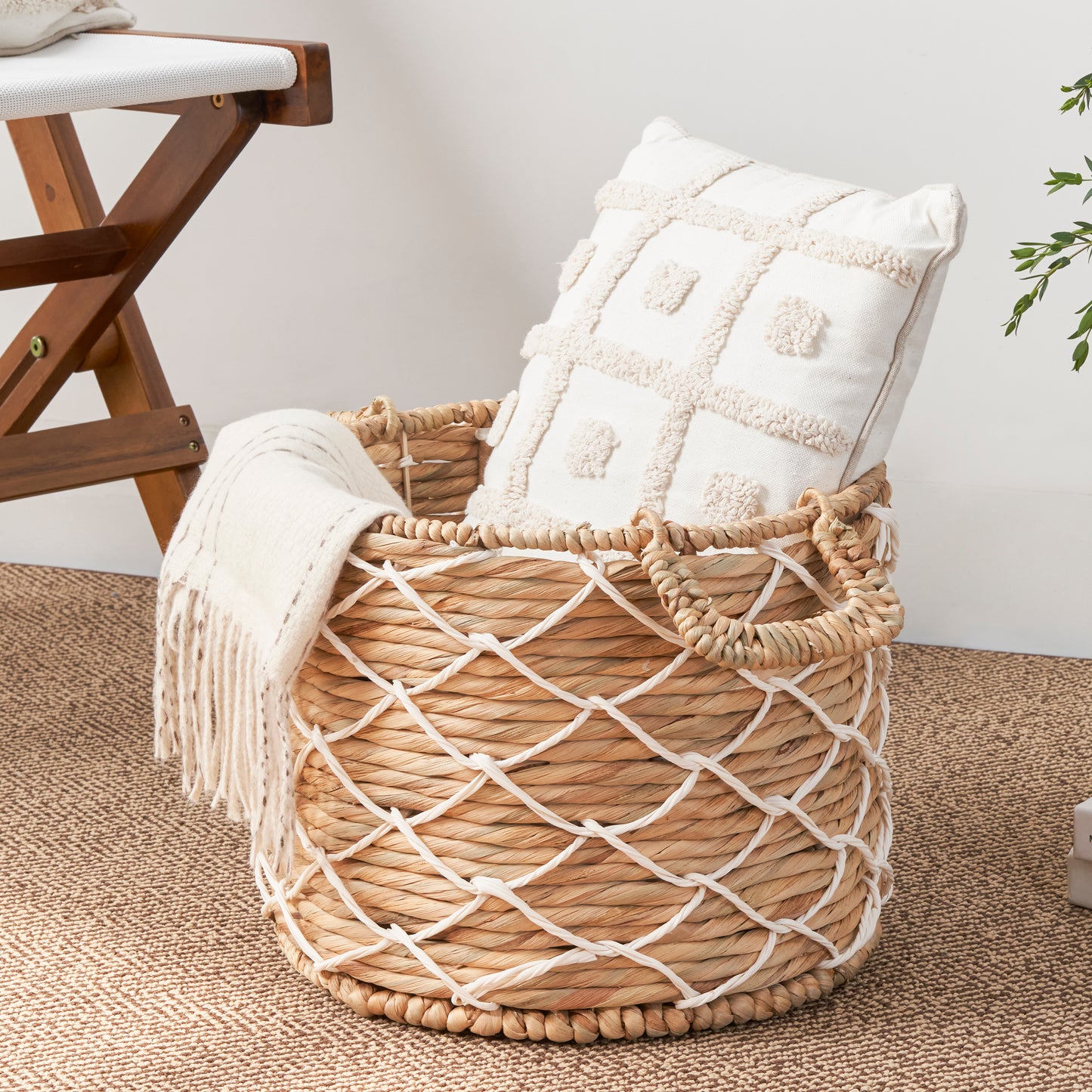 Round Water Hyacinth Woven Basket with Handles - 18" x 18" x 15" - Natural Brown - For Clothes, Towels, Canvas, Toys and Magazine Storage and Home Decoration
