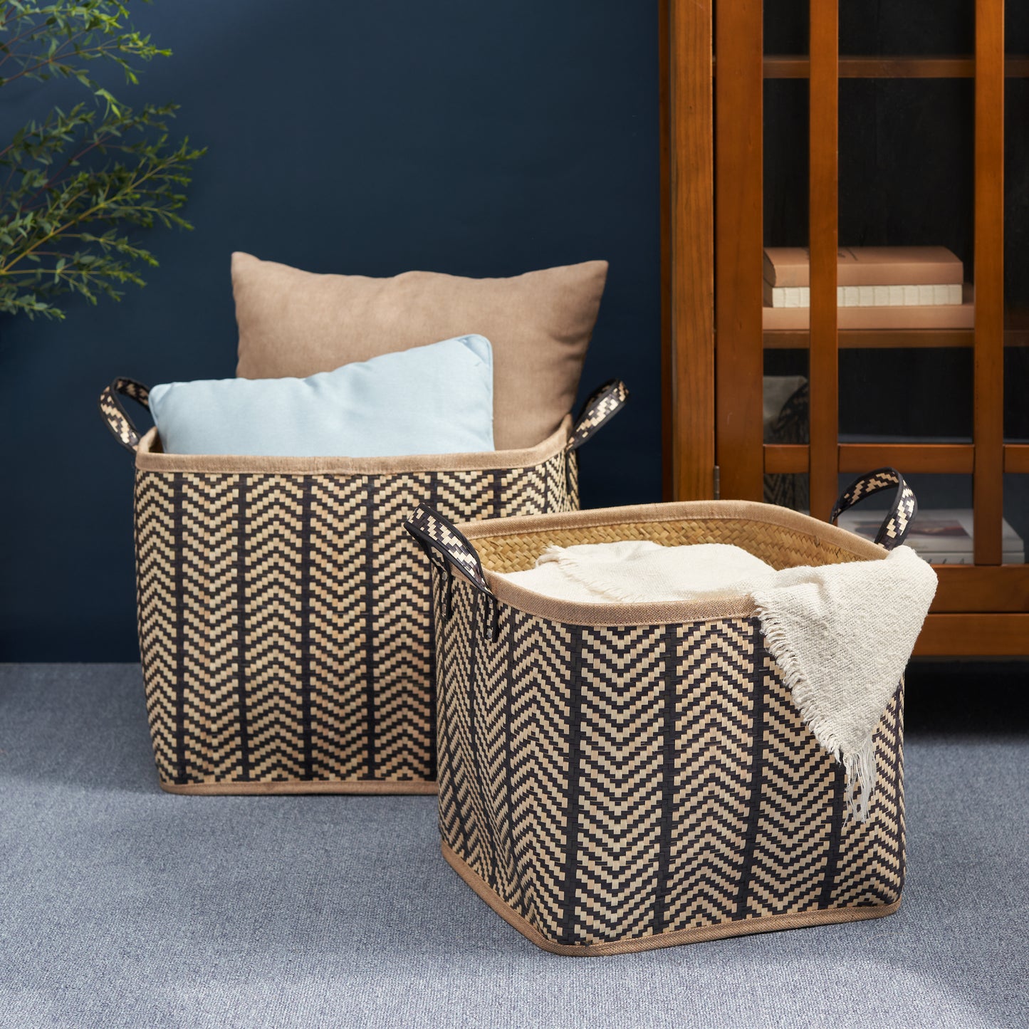 Square Palm Leaf Woven Wicker Storage Basket with Handles Set of 2 - 14" x 14" x 15" and 16" x 16" x 17" - Black and Brown - For Clothes, Books Storage, Picnic and Home Decoration