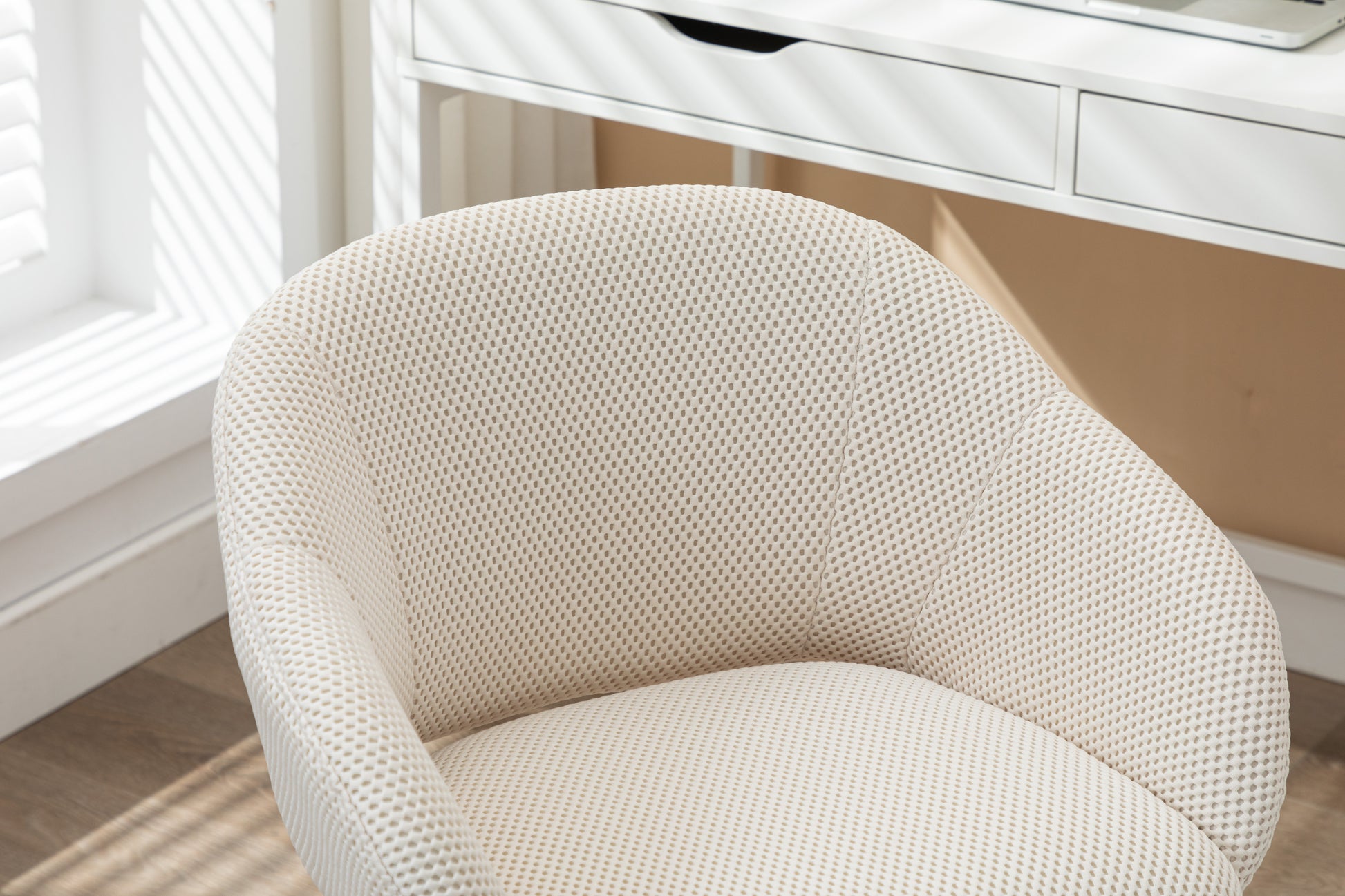 047-Mesh Fabric Home Office 360°Swivel Chair Adjustable Height With Gold Metal Base,Beige