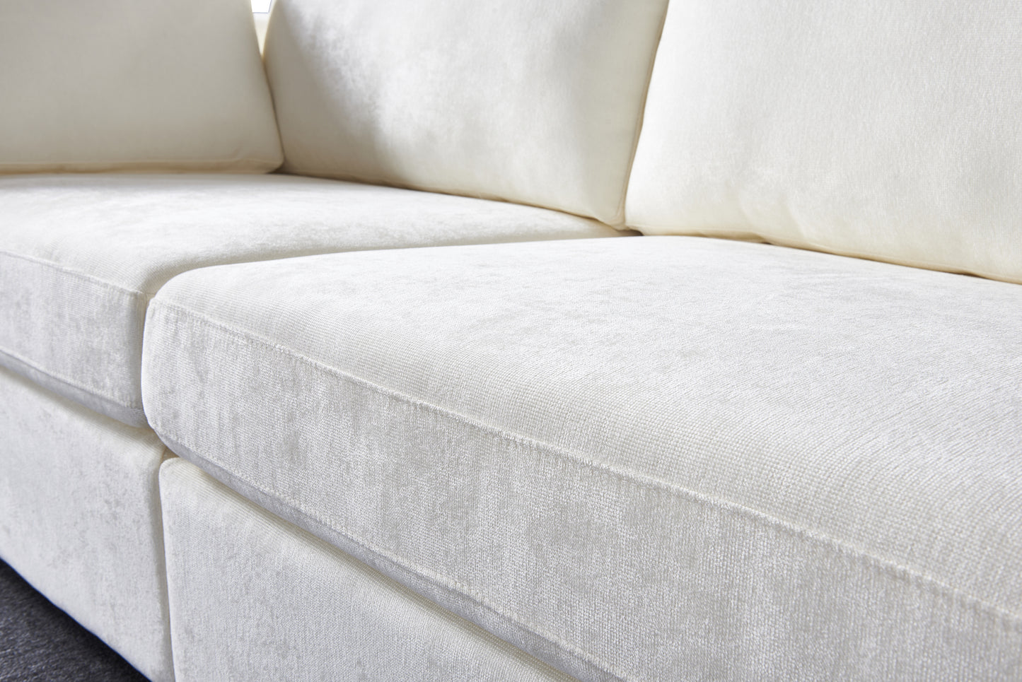 modular sofa white chenille fabric,  simple and grand, the seat and back is very soft. this is also a KNOCK DOWN sofa