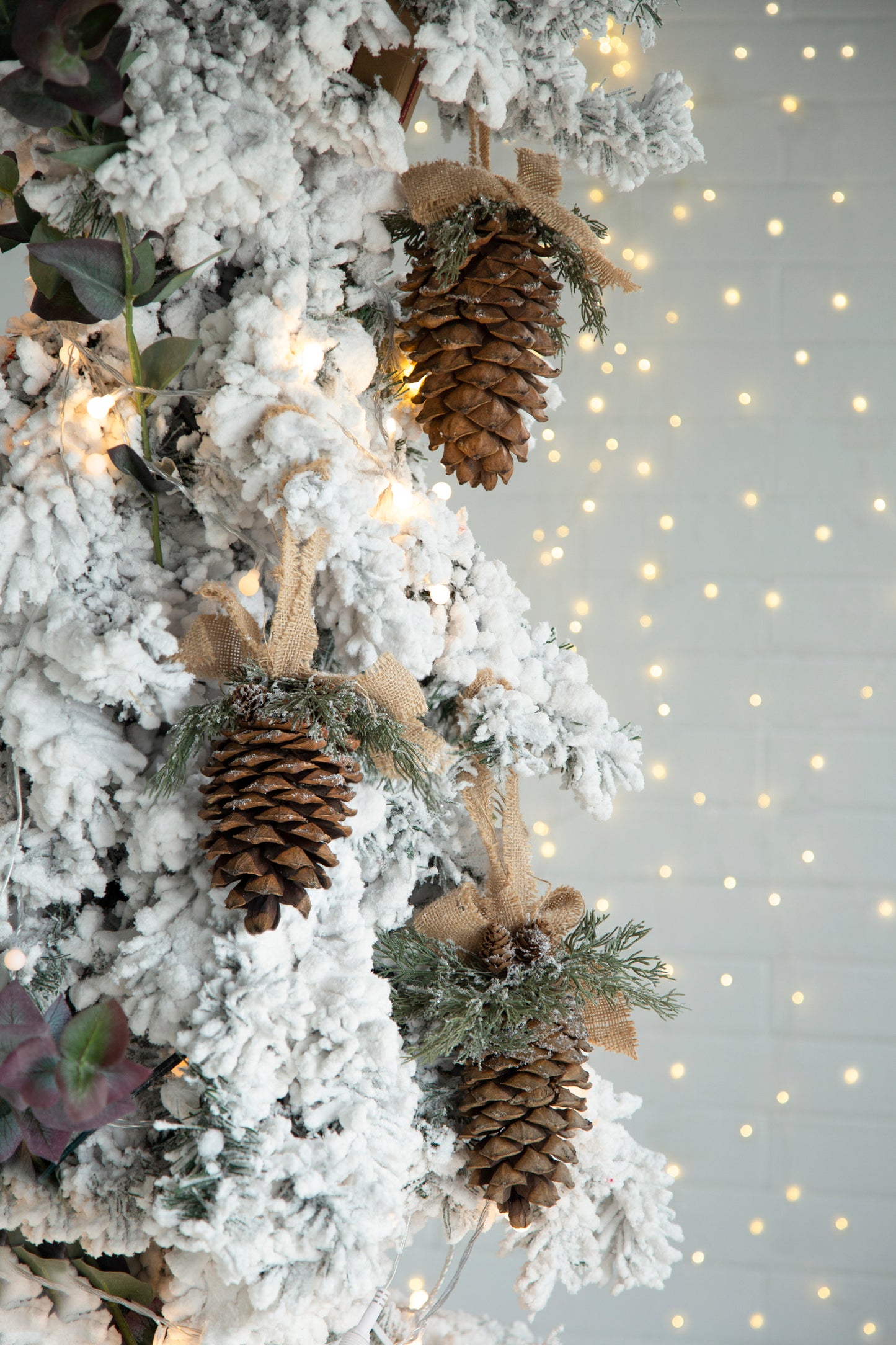 5x4.5x7" Pinecone With Burlap Hanger, Christmas Tree Ornaments for Holiday Party Decorations, Set of 6