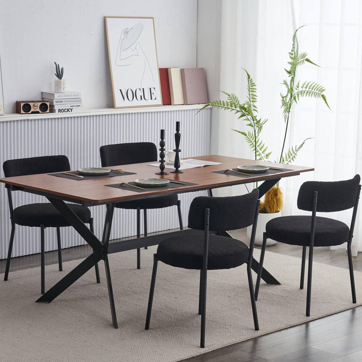 Set of 2 mid-century modern dining chairs - Teddy fabric upholstery - Curved back - Metal frame - Black | Elegant and comfortable kitchen chairs