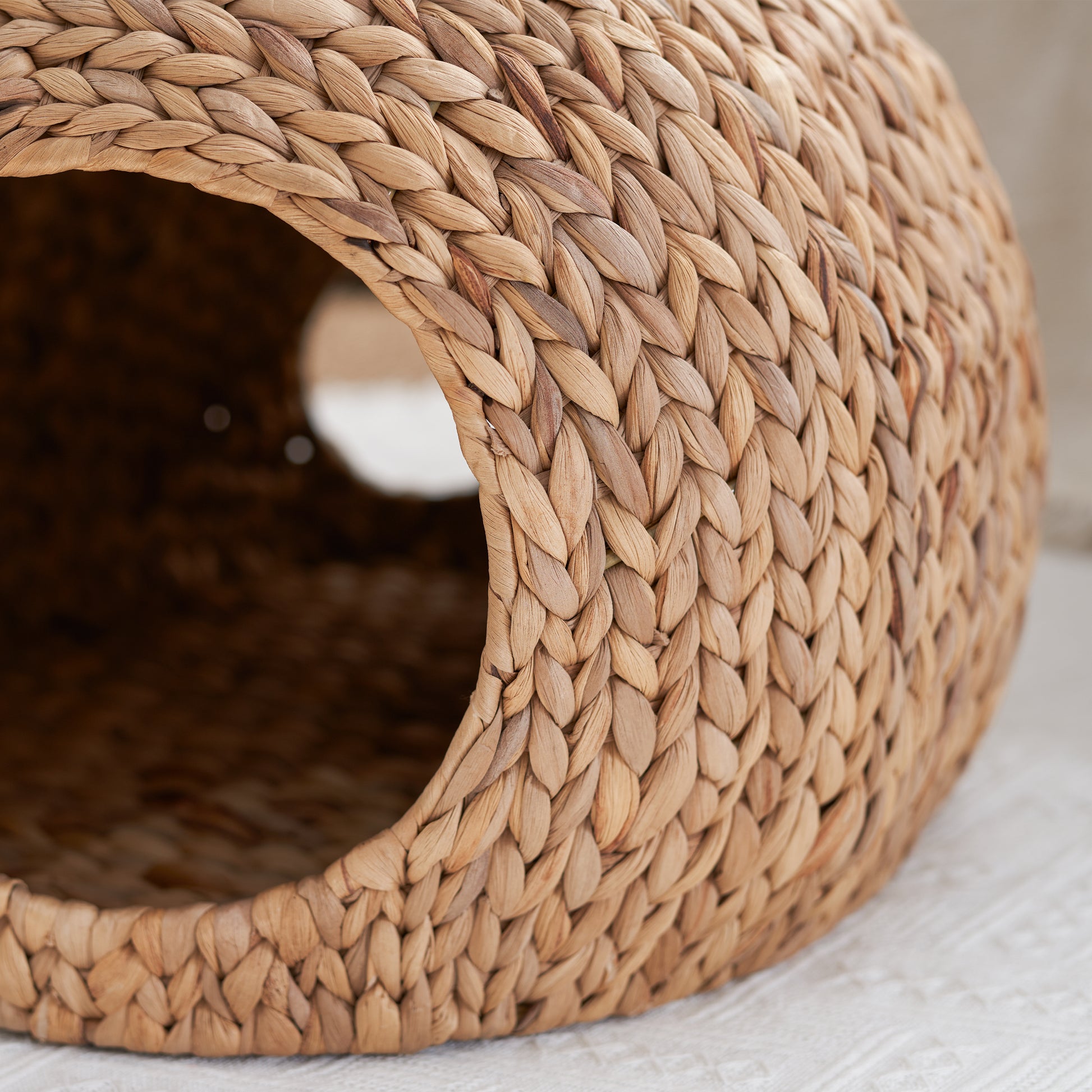 Gertrude Water Hyacinth Woven Wicker Round Cat Bed Cave with Handles - 18" x 18" x 18" - For Any Size Cat Breeds, Chihuahua and Use with Cat Tower