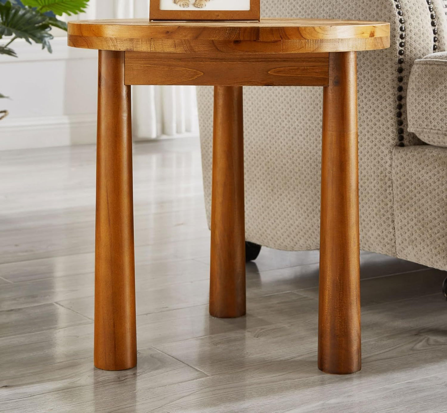 Living Room Central End Table, Farmhouse Round End Table, Round Wooden Rustic Natural Table with Thick Cylindrical Legs (Classic, 19.69 X 19.69 X 21.46 in)