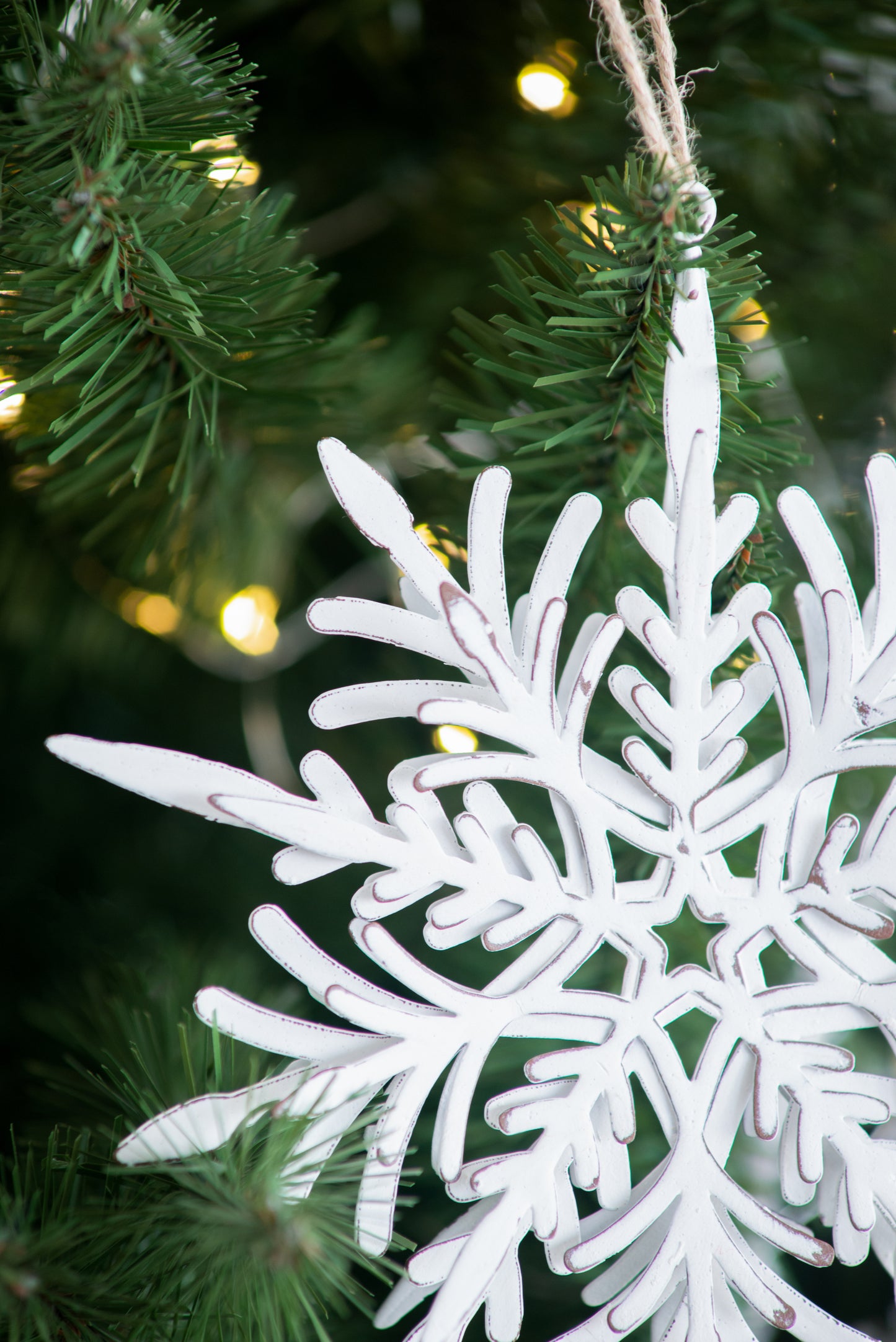 Set of 6 Iron Snowflake Hanger, Decorative Hanging Ball Christmas Tree Ornaments for Holiday Party Decorations