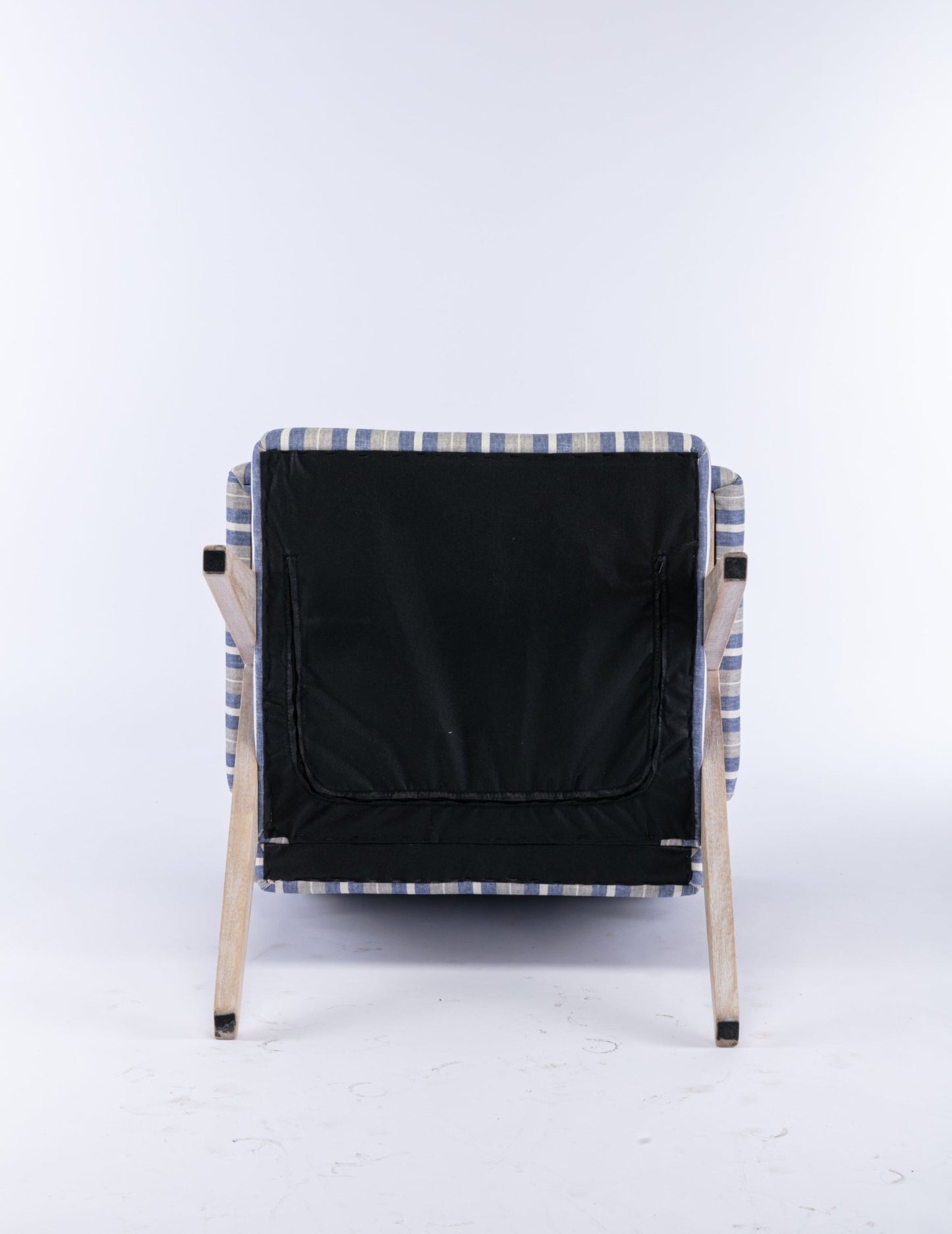 Accent chair, KD rubber wood legs with black finish. Fabric cover the seat. With a cushion.Blue Stripe - Groovy Boardz