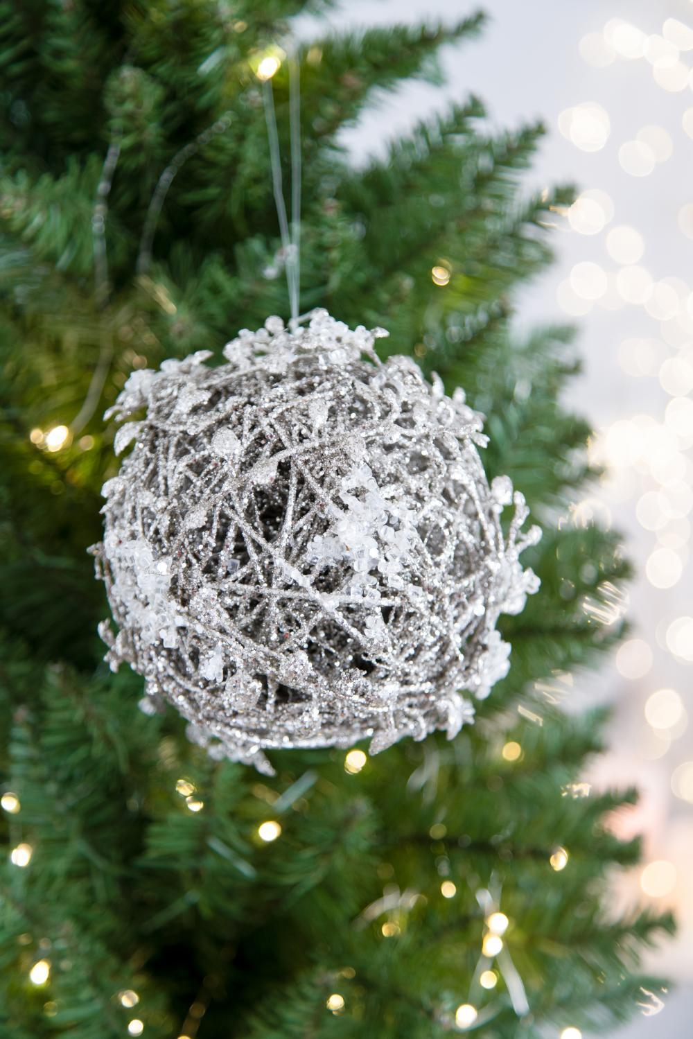 D4.5" Iced Leaf/Twig Ball, Decorative Hanging Ball Christmas Tree Ornaments for Holiday Party Decorations, Set of 4