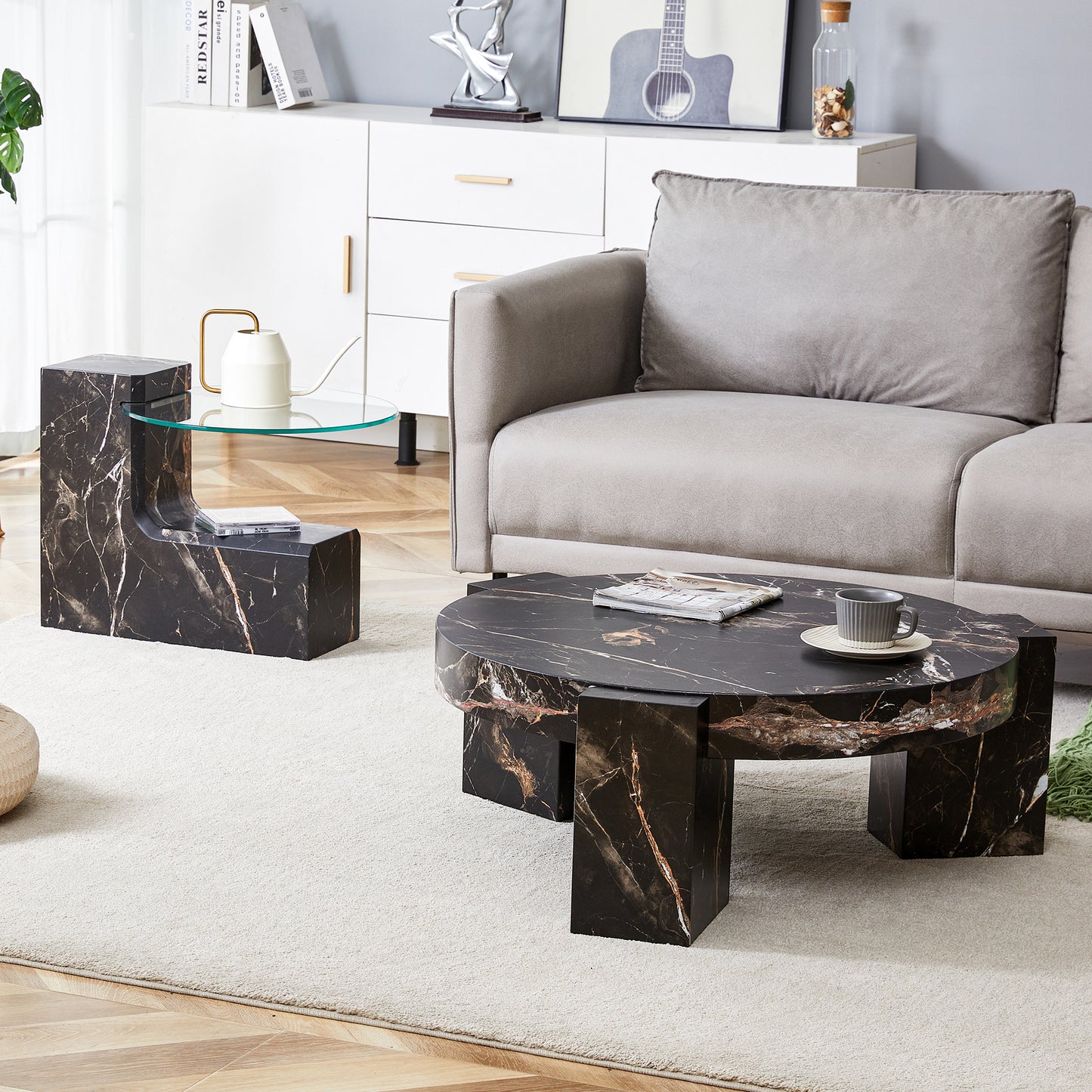 The detachable double-decker coffee table, the stylish design is more precious, and the detachable design can make the use of space more flexible and suitable for various scenes.