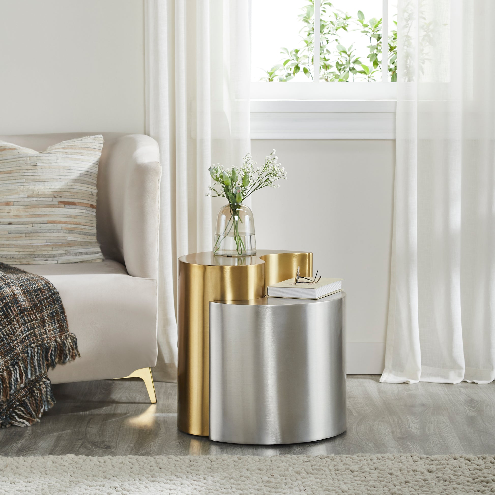 Ying Yang Modern & Contemporary Style 2PC End Table Made with Iron Sheet Frame in Gold & Silver