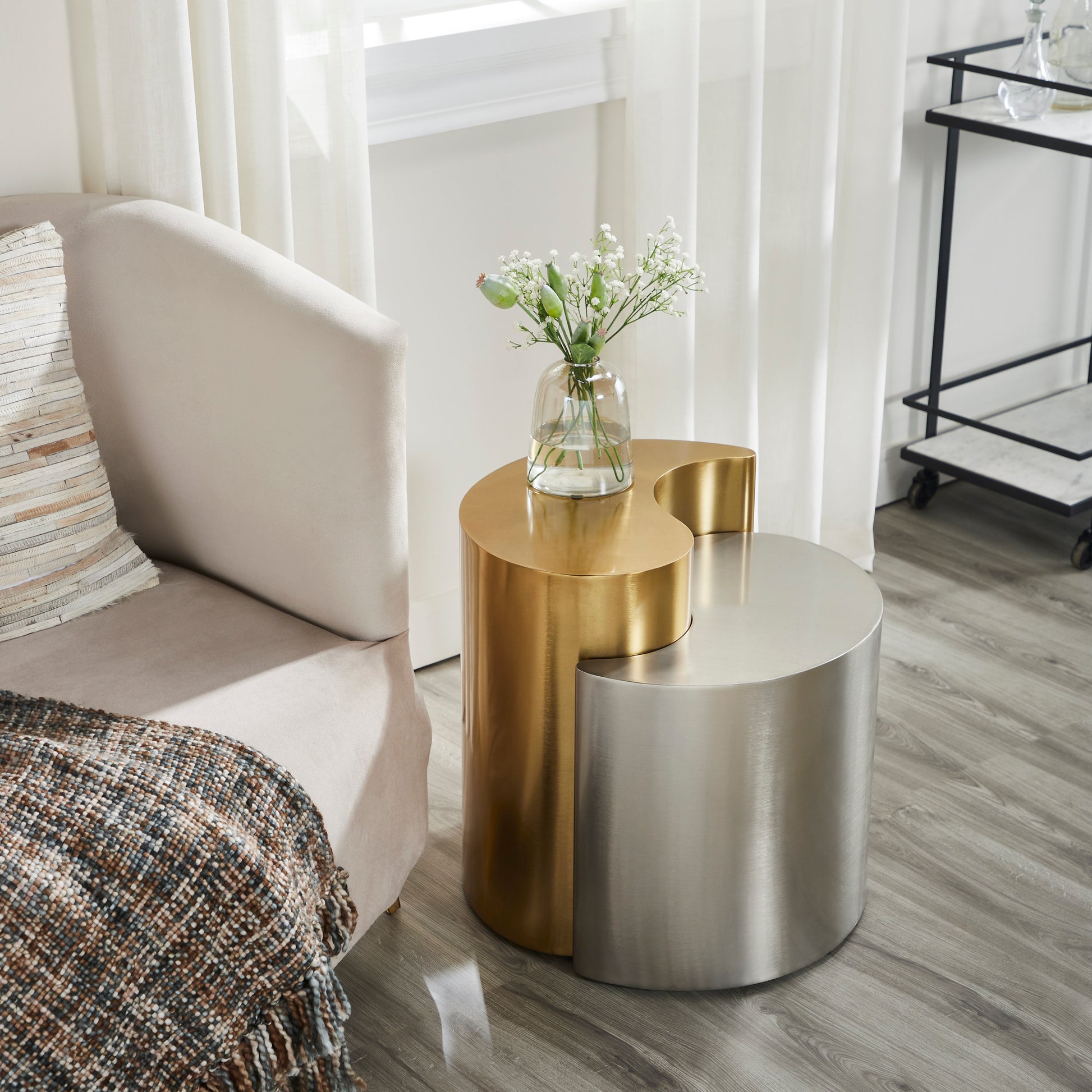 Ying Yang Modern & Contemporary Style 2PC End Table Made with Iron Sheet Frame in Gold & Silver