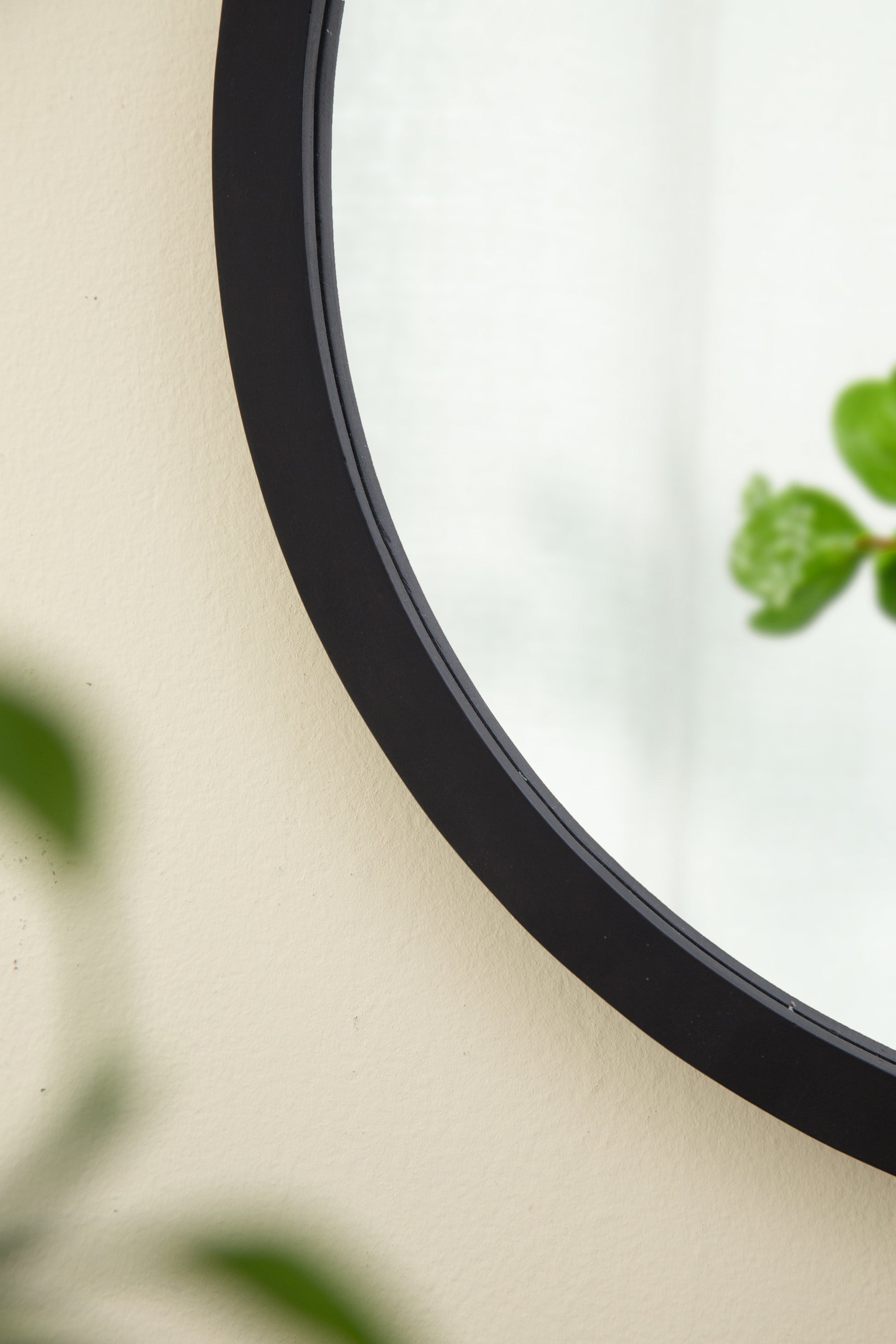 Milo Circle Wall Mirror