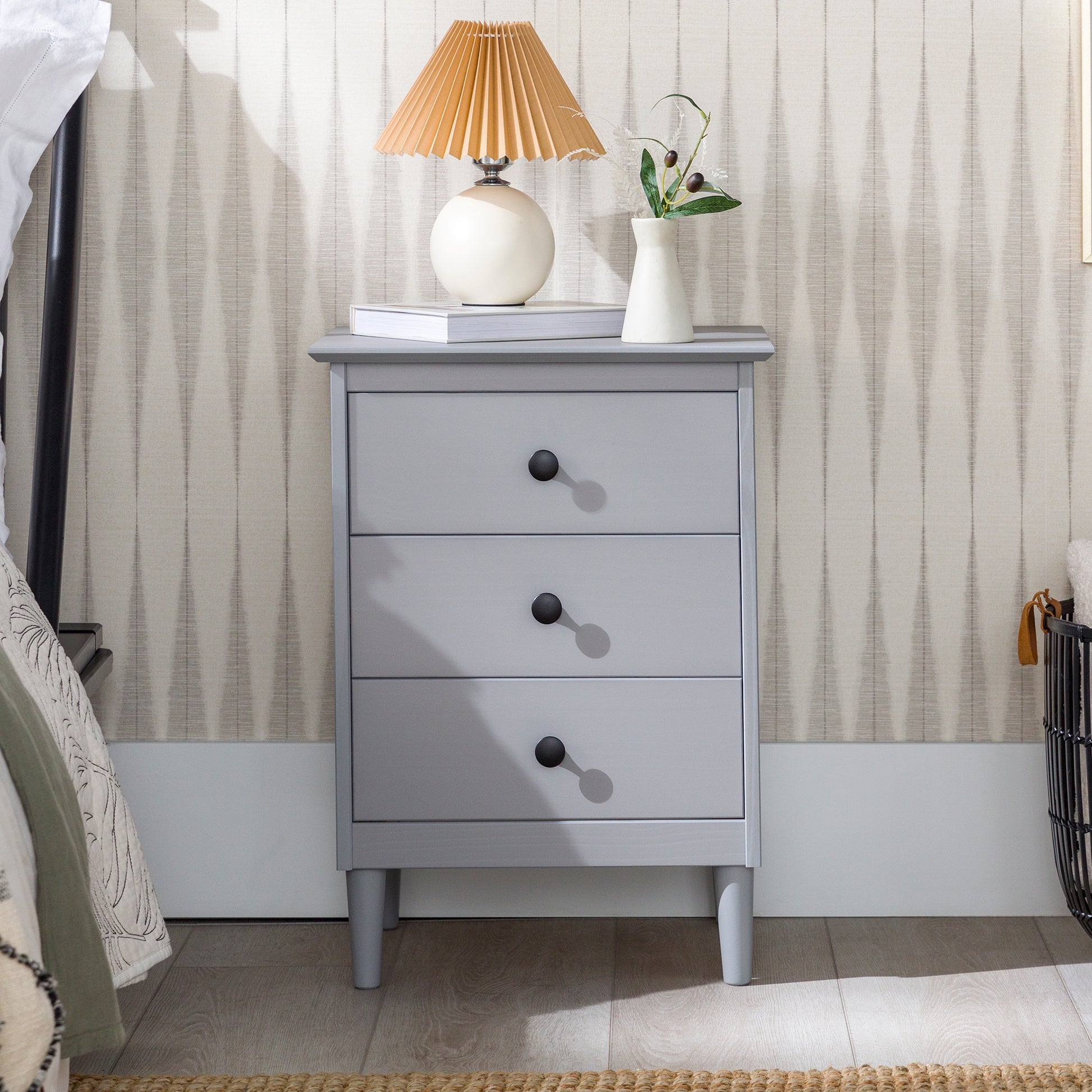 Classic 3-Drawer Solid Wood Nightstand - White